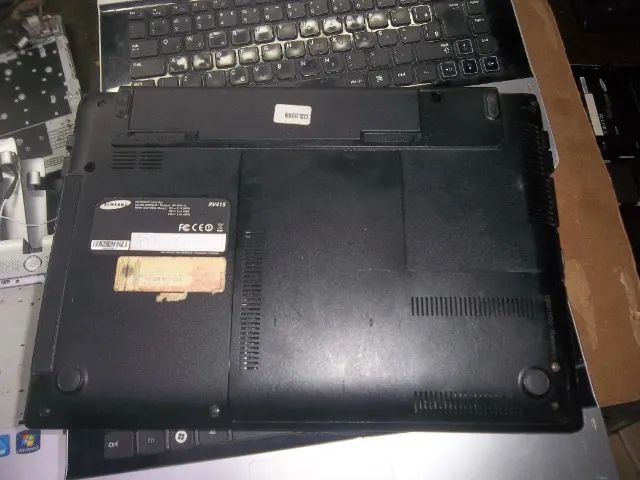 Carcaça Completa do Notebook com Teclado com defeito Samsung Rv411 Rv415 Rv419 Rv420 Prata - Foto 3