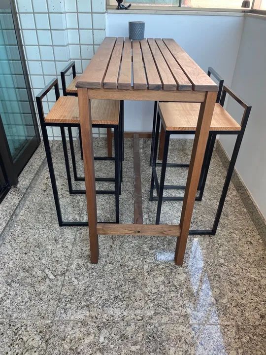 Mesa alta/ aparador de madeira maciça Tokstok - Foto 3