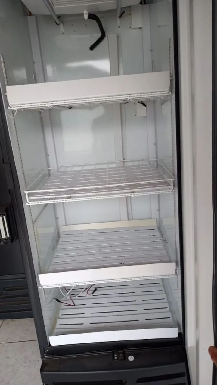 Cervejeira Imbera 542L com leds internos - Foto 3