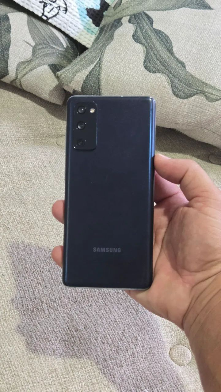 Galaxy S20 FE 128Gb  (impecável, todo original de fábrica) - Foto 3