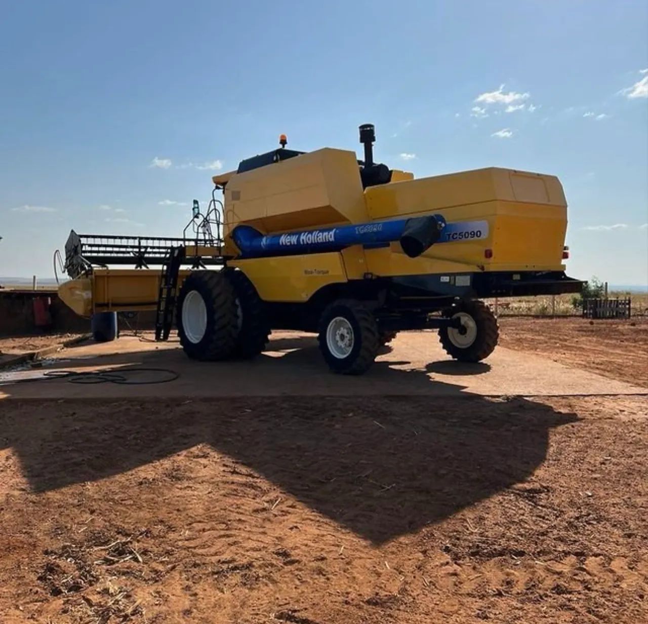 Colheitadeira New Holland TC5090 - Parcele essa ou outra!  - Foto 5