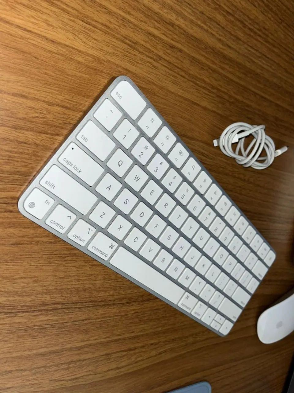 Apple Magic Keyboard 364407468262787122