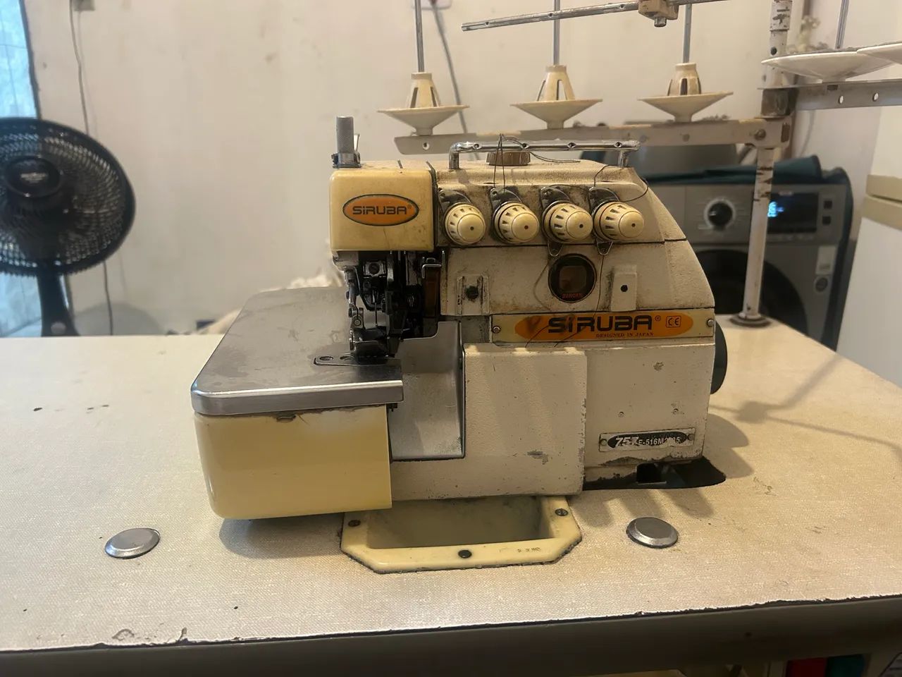Vendo Overlock Siruba em ótimo estado de conservação  - Foto 5