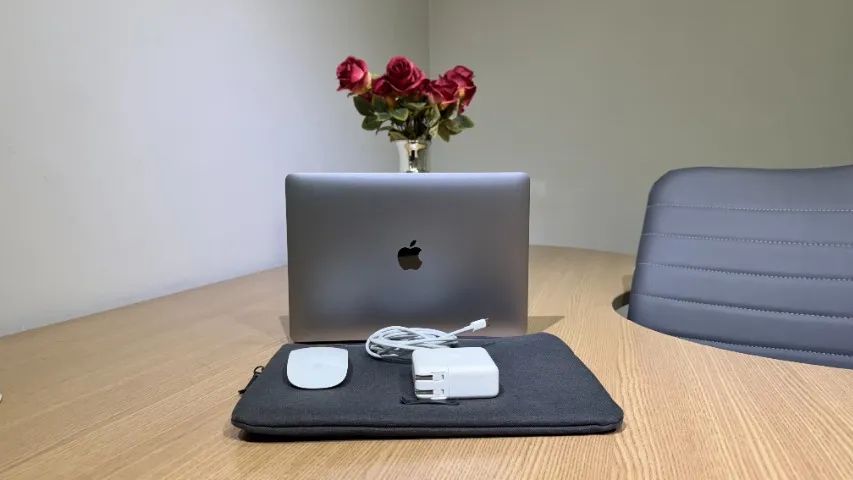 Macbook Apple Pro M1 16Gb 1Tb SSD 13,3'' - Notebooks - Iririú