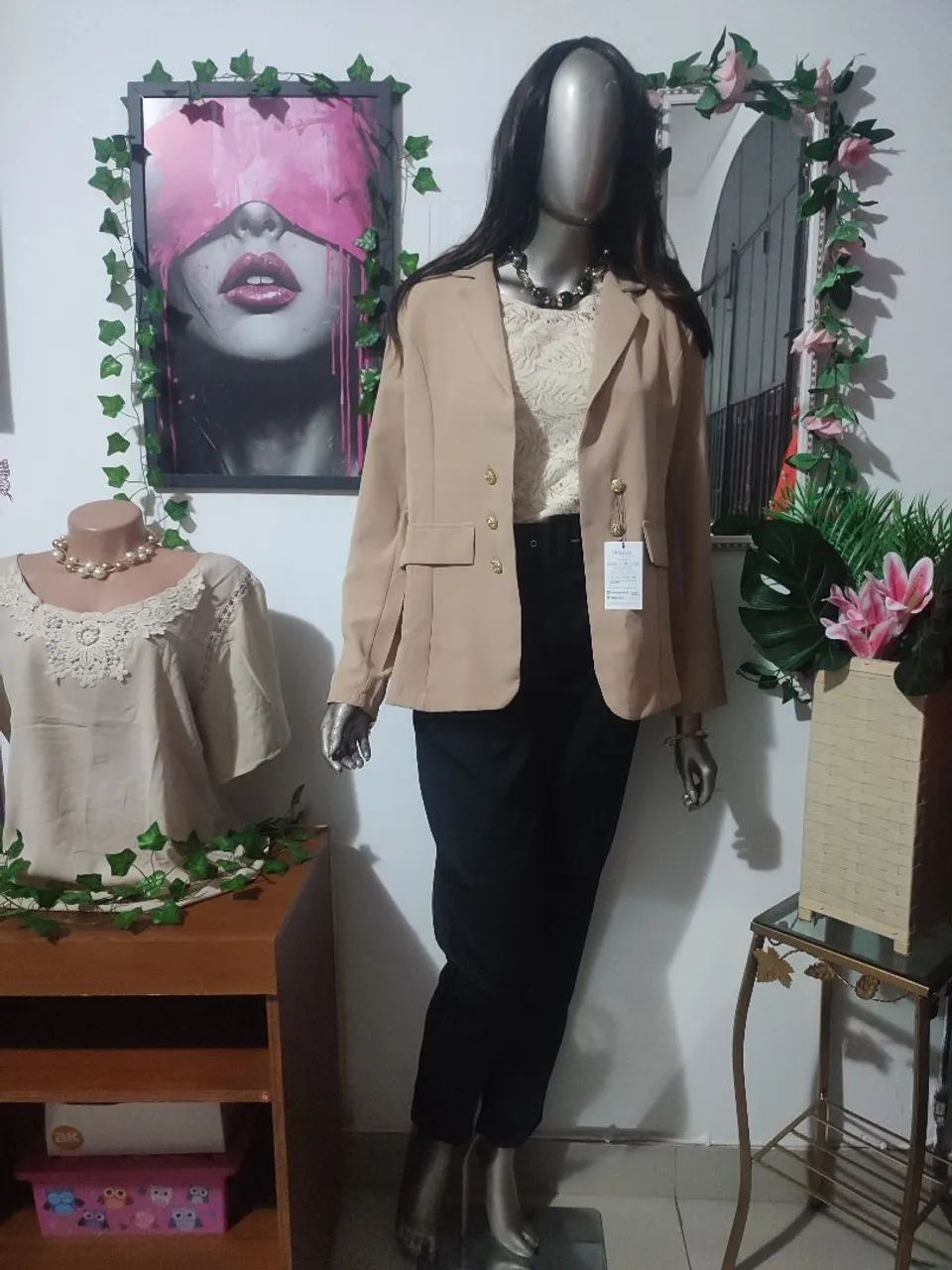 Blazer Feminino de Alfaiataria com botões - Foto 5