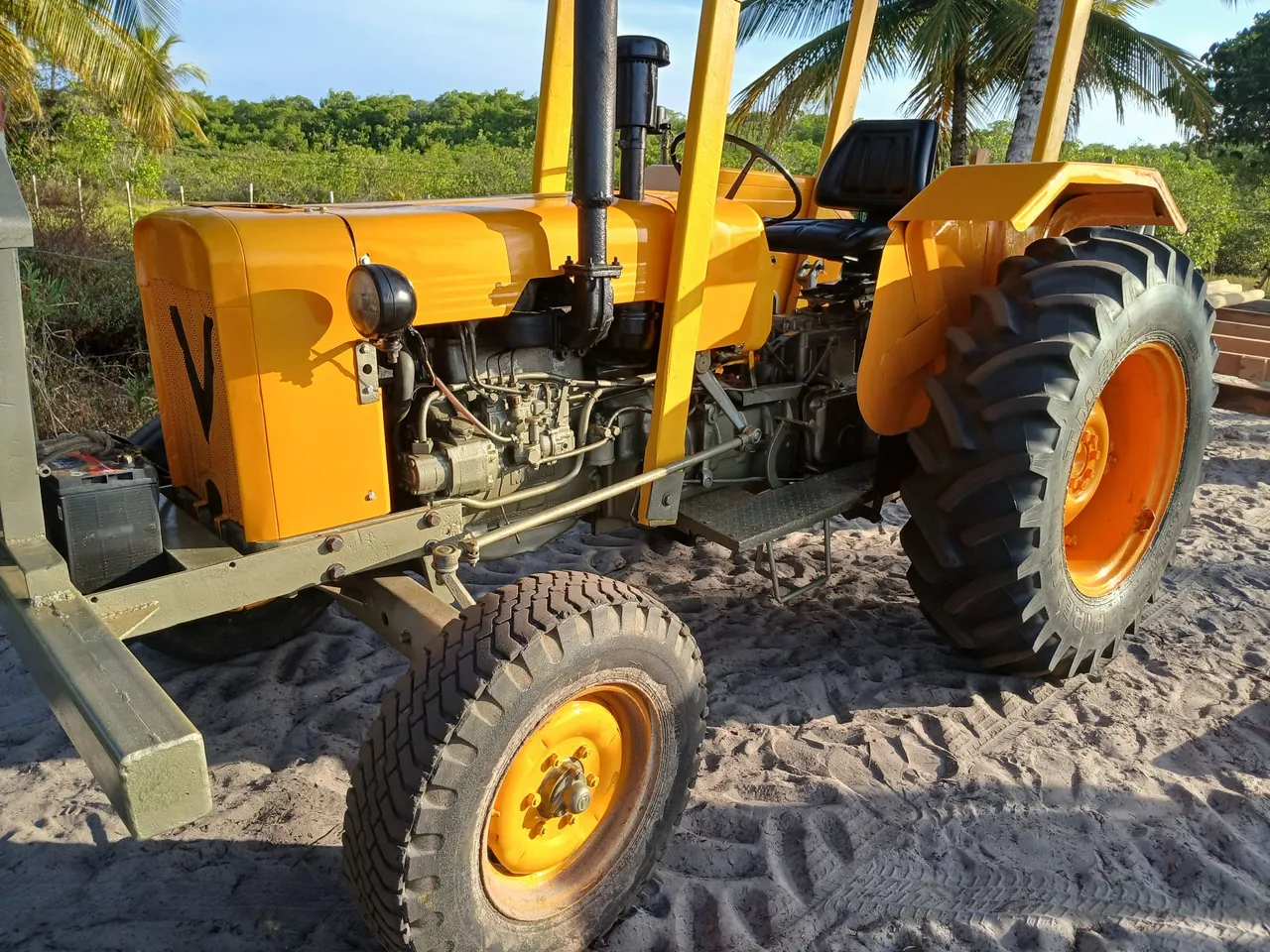 Trator Agrícola Usado