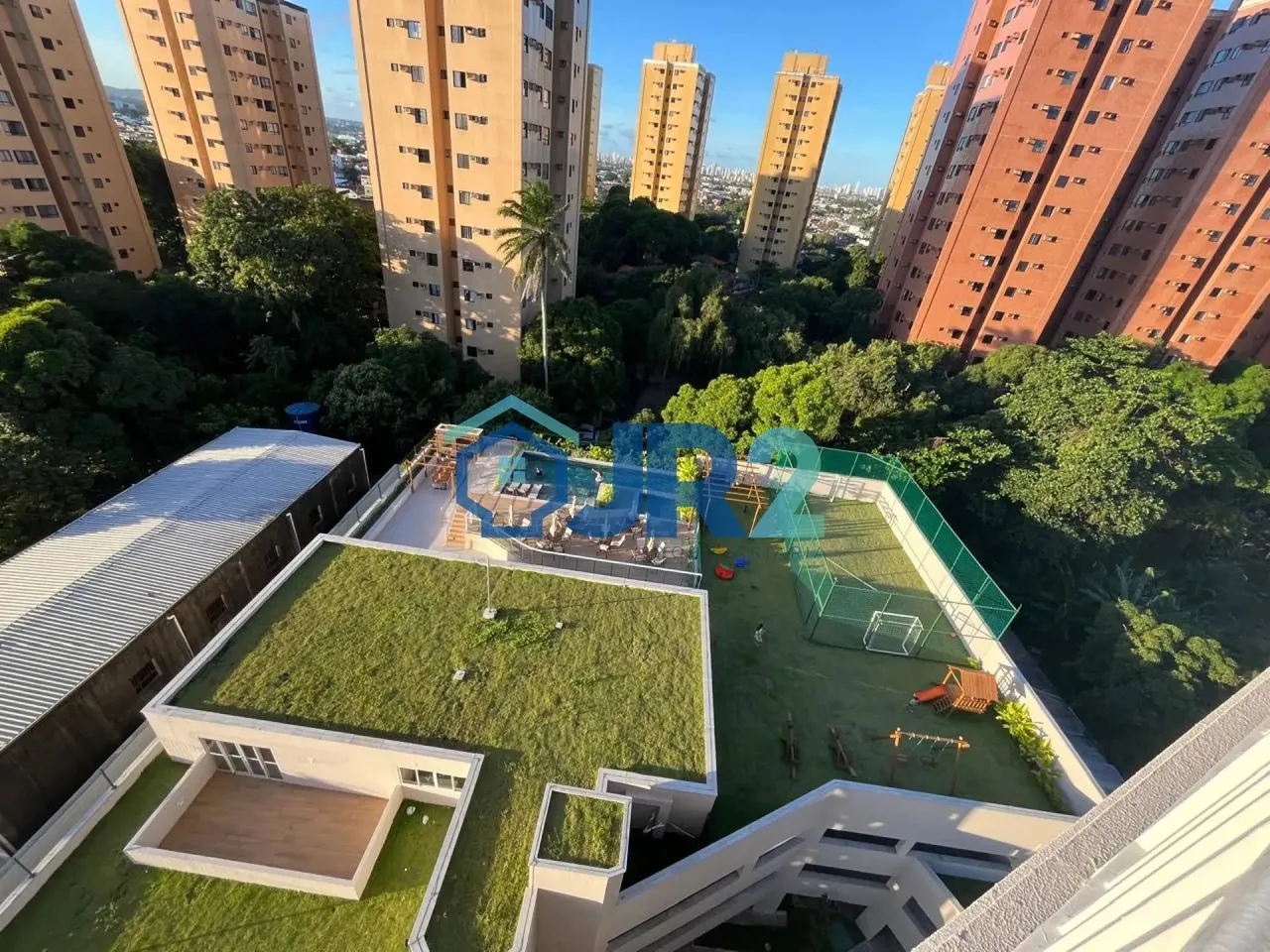 ALUGUEL - 3 QUARTOS ,VAGA DE GARAGEM FIXA - TÉRREO