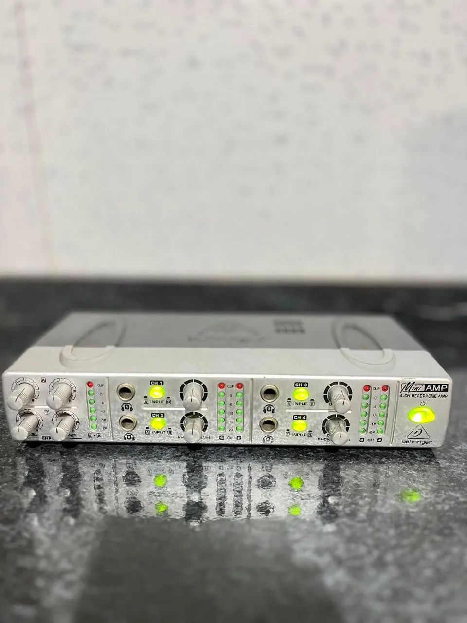 Powerplay Behringer MiniAmp 4-Ch