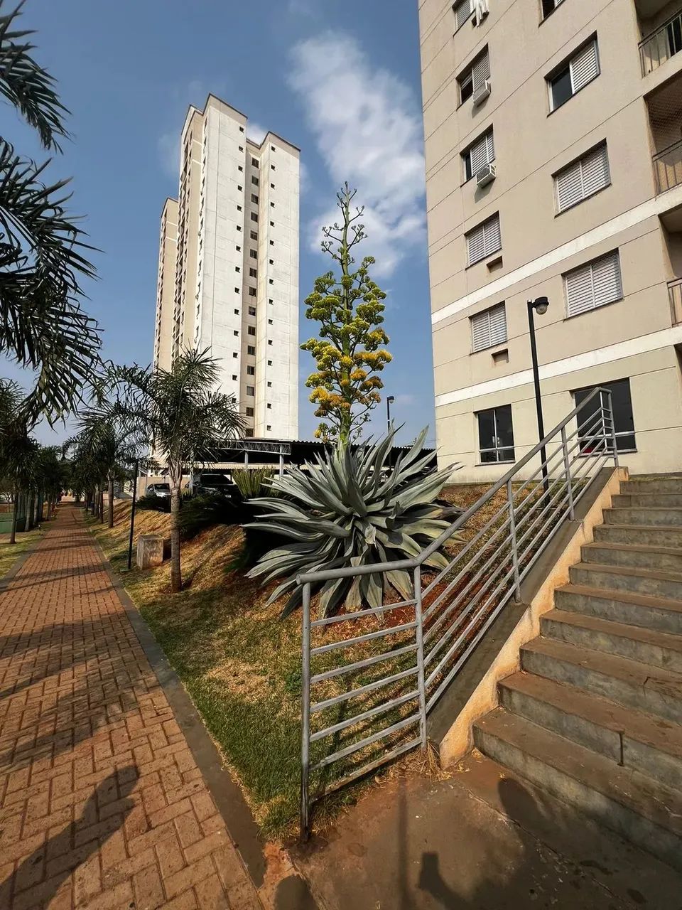 Imóvel para aluguel possui 100 metros quadrados com 1 quarto - Foto 2