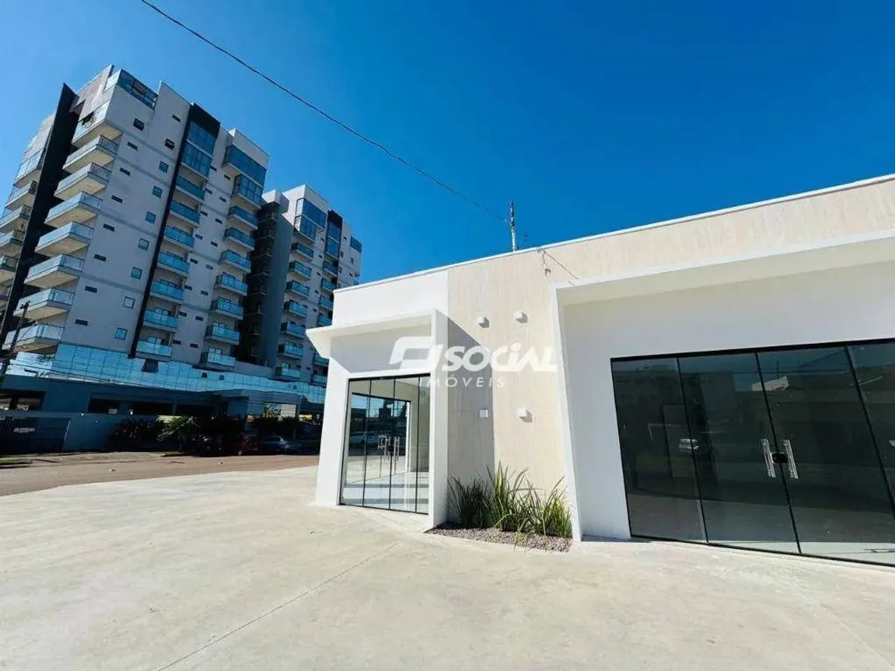 Salas comerciais novas para locação com fino acabamento e localização privilegiada, Rua: J