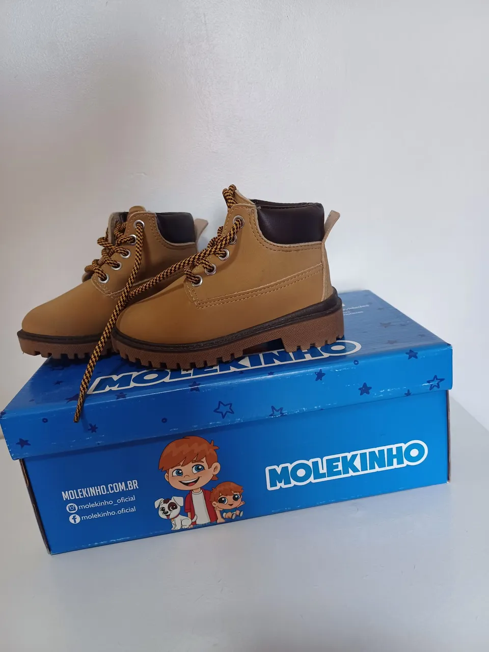 Bota molekinho, semi nova