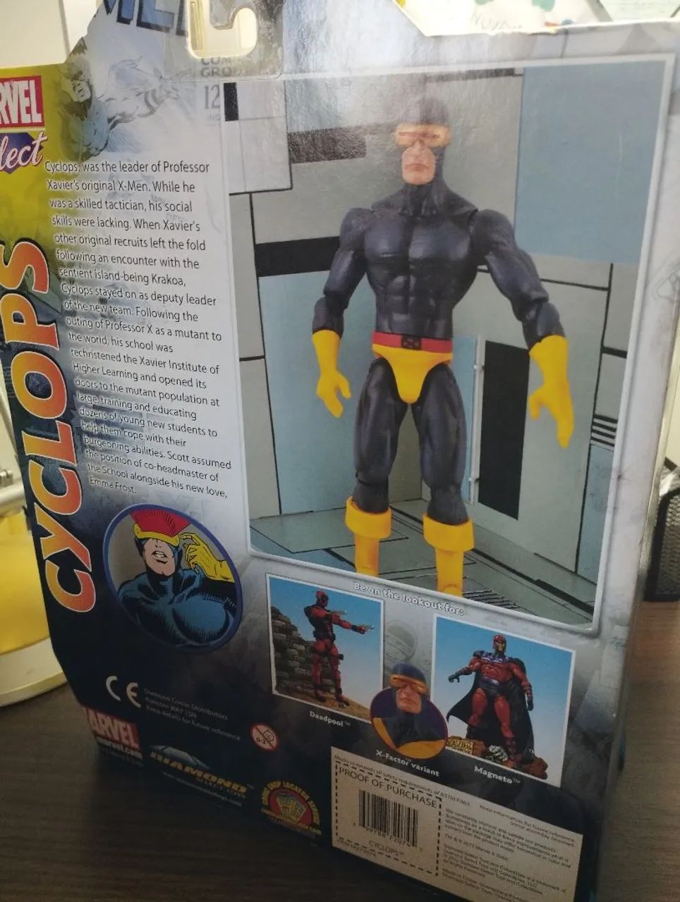 Action Figure Cyclops - X-Men Marvel Legends - Foto 3