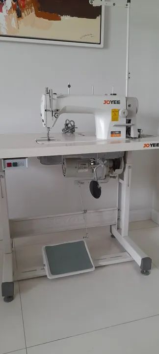 Máquina de Costura Industrial Joyee