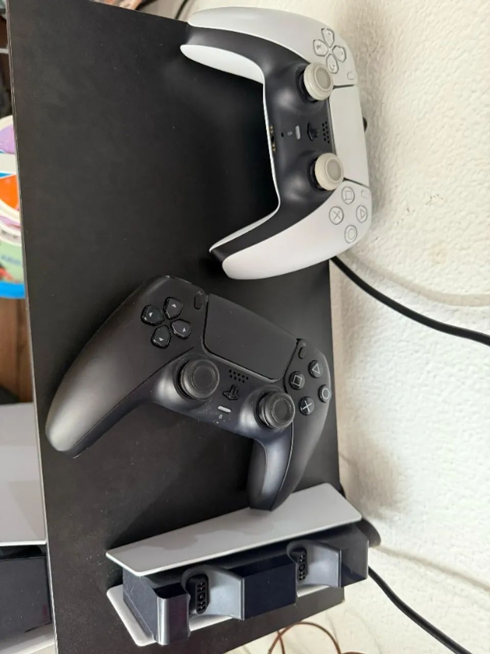 PS5 Playstation 5 Edição Digital, SSD 825GB, 2 Controles DualSense + Base de carregamento - Foto 3