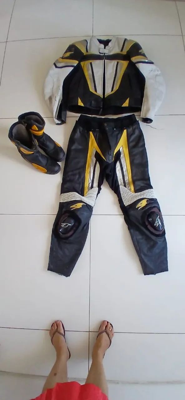 Macacão 4Four tam 58 + Botas - Foto 4