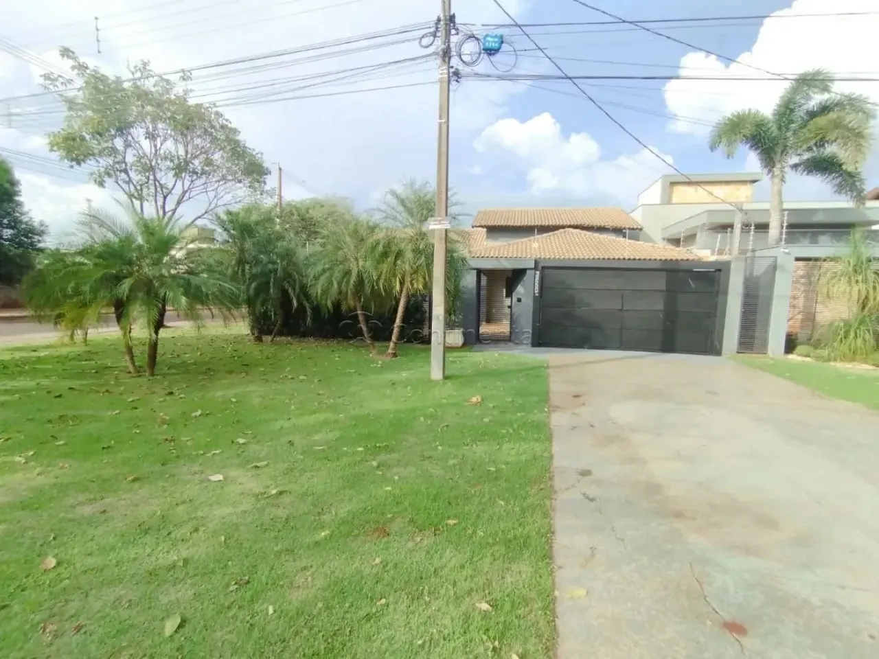 Casa Residencial para Locação em Dourados-MS