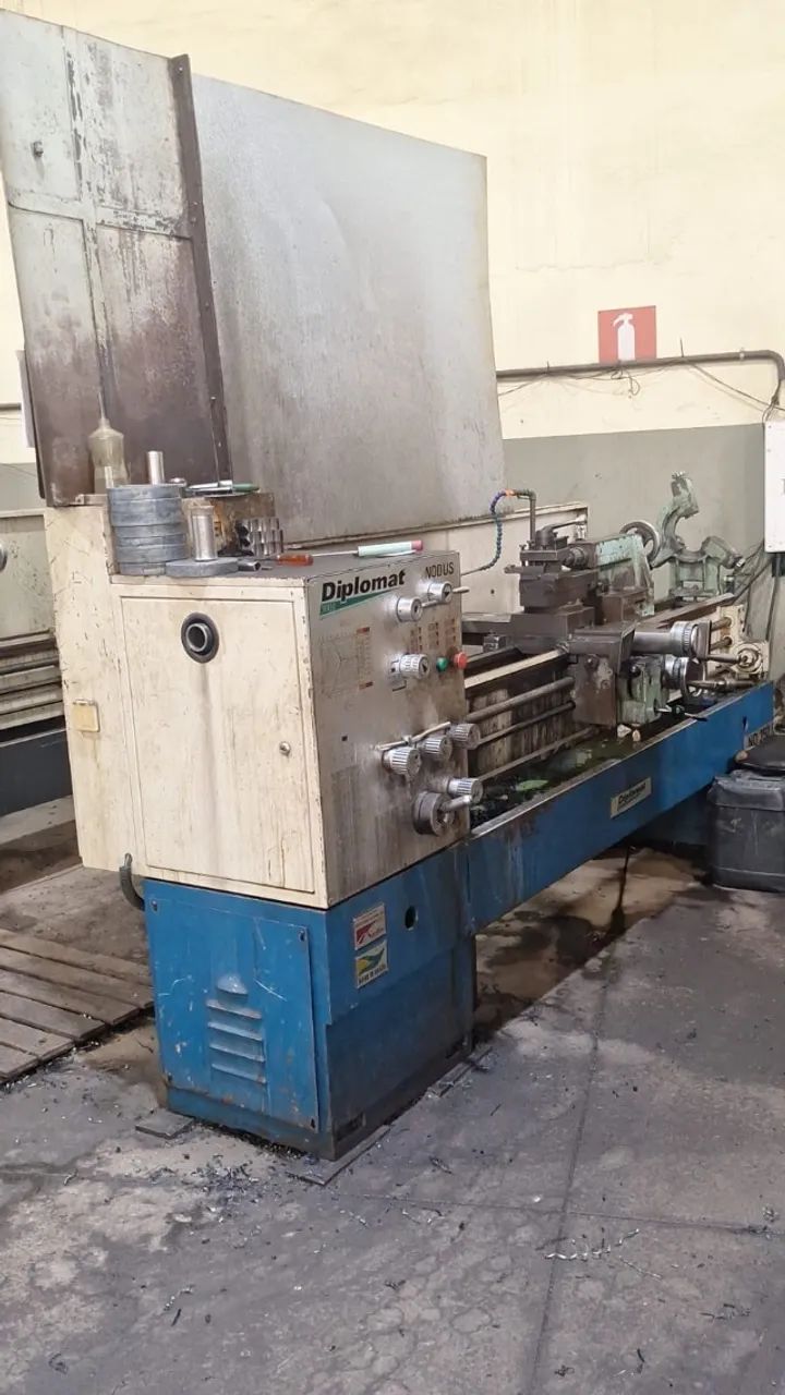 Torno Mecânico Nardini Diplomat ND250 500 x 1500 mm - Usado  - Foto 2