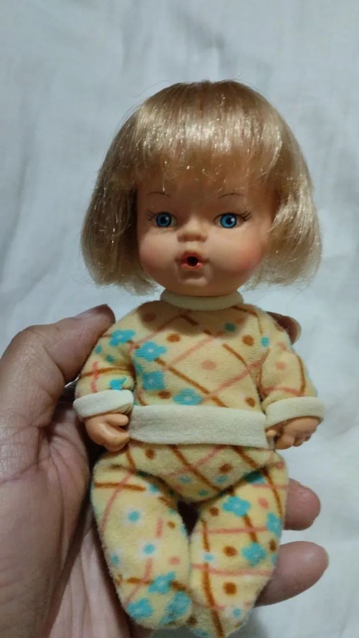 Boneca mini Doll Nenezinho 