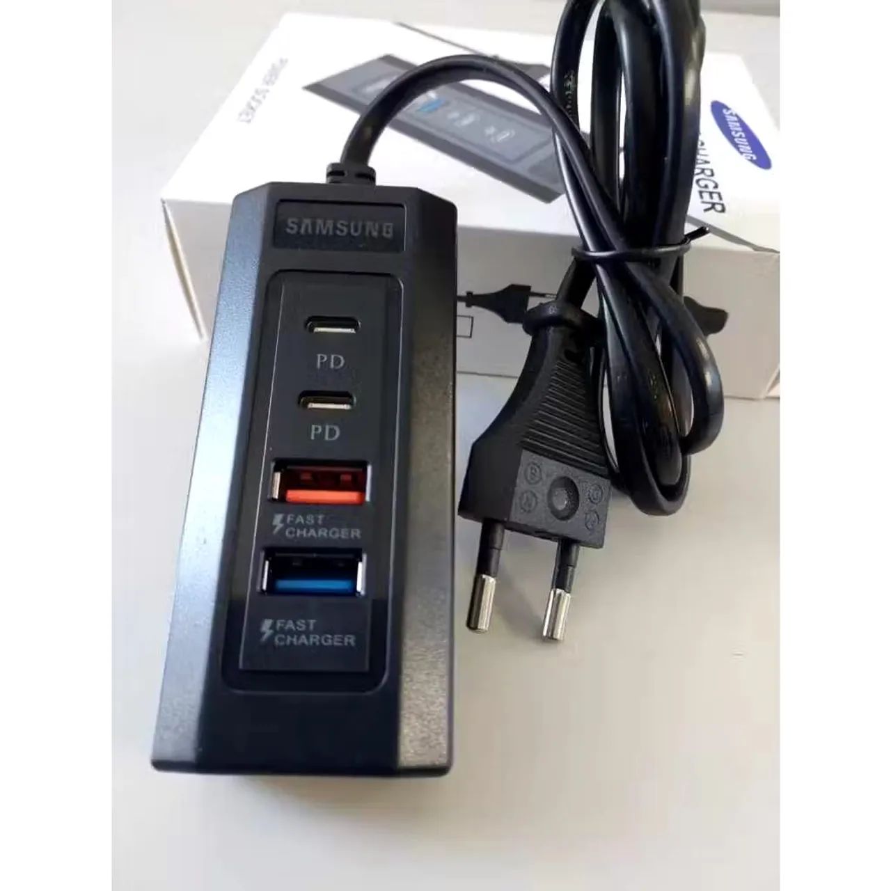 Filtro de linha carregador de celular tipo C ou USB 20W
