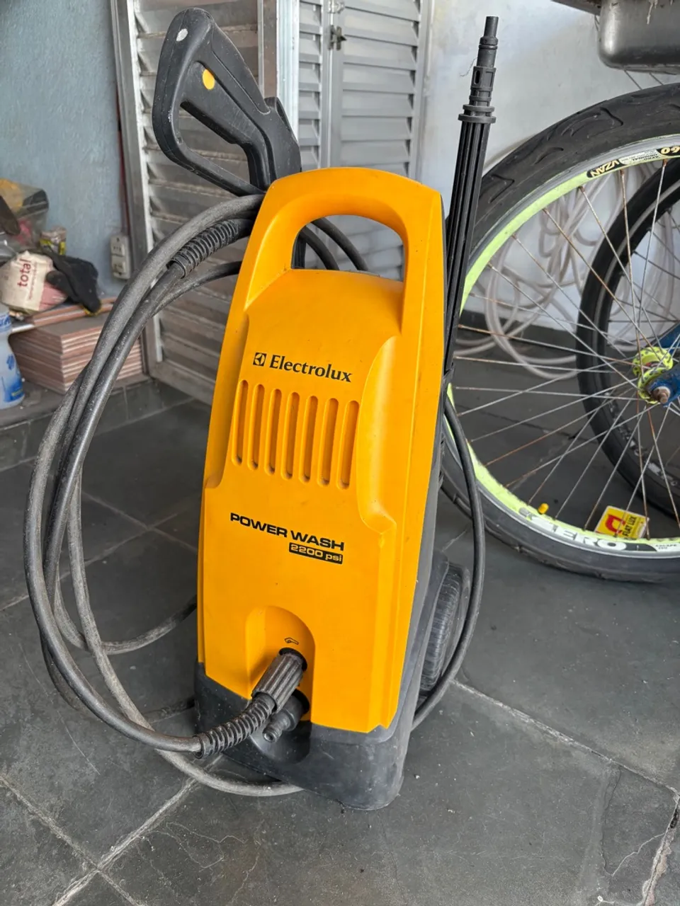 Lavadora de Alta Pressão Electrolux Power Wash