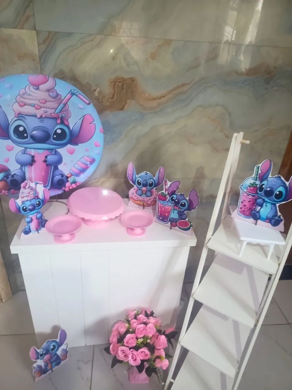 Festa na mesa Stitch