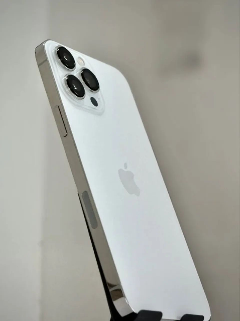 iPhone 13 Pro Max Branco - Celulares e Smartphones - Santa