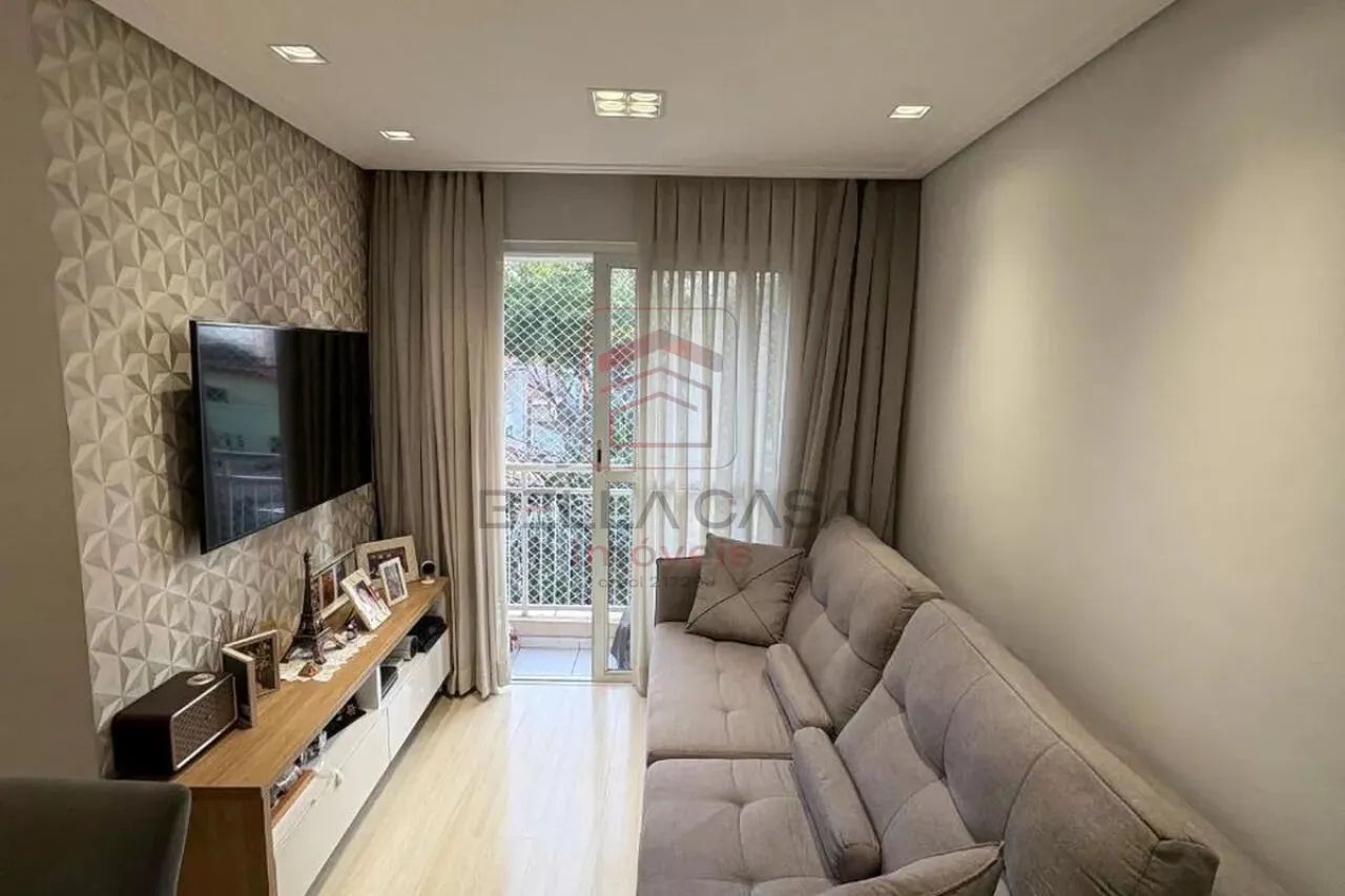 Apartamento com 2 quartos, 1 vaga e varanda no Bairro da Vila Prudente'