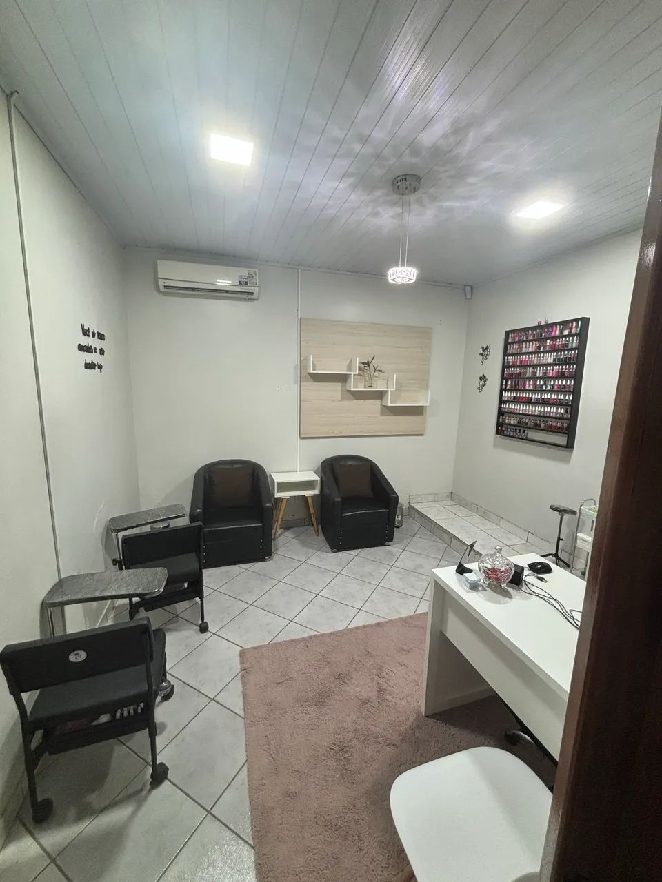 Sala comercial em clínica de estética  - Foto 4