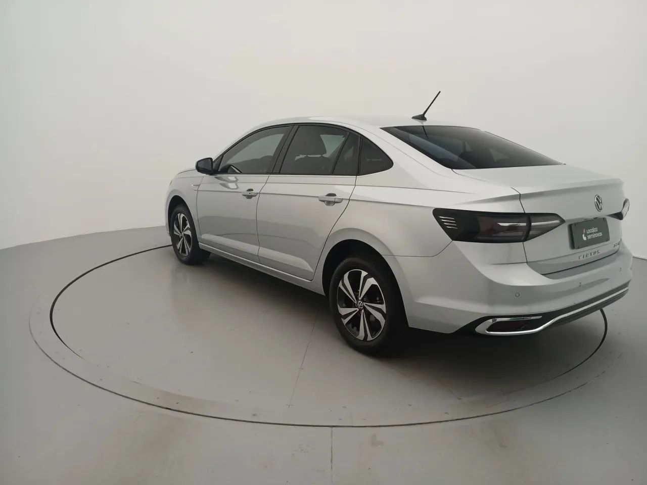 Volkswagen Virtus TSI 1.0 Flex 12V 4p Aut., foto 3 de 18