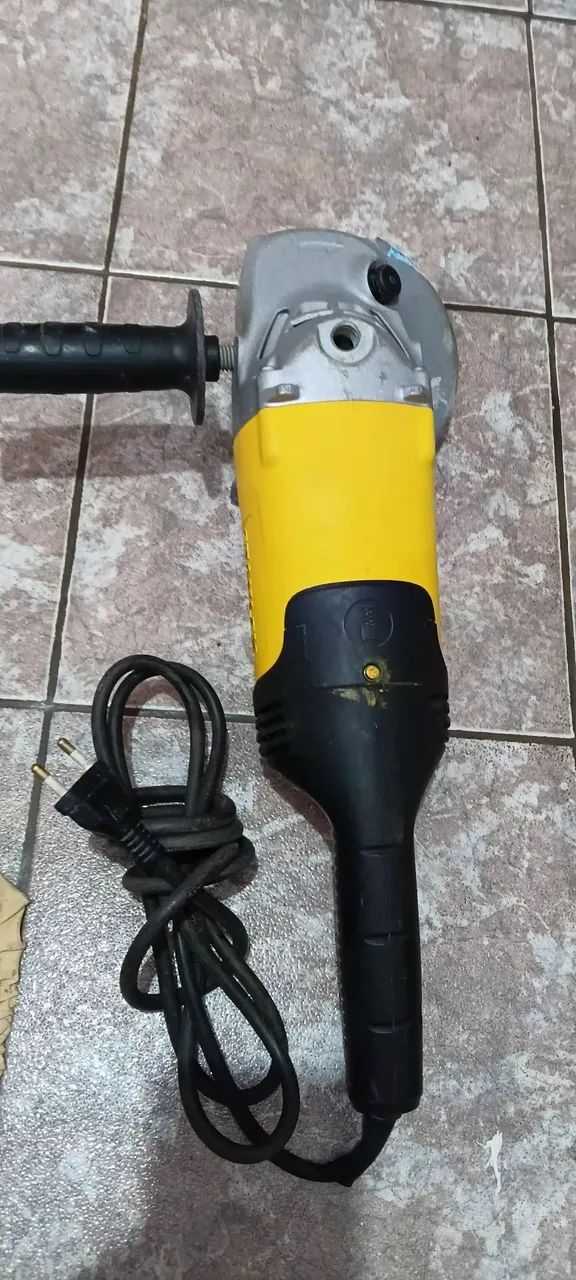 Esmerilhadeira 7 Polegadas. Ainda não garantia - Foto 2
