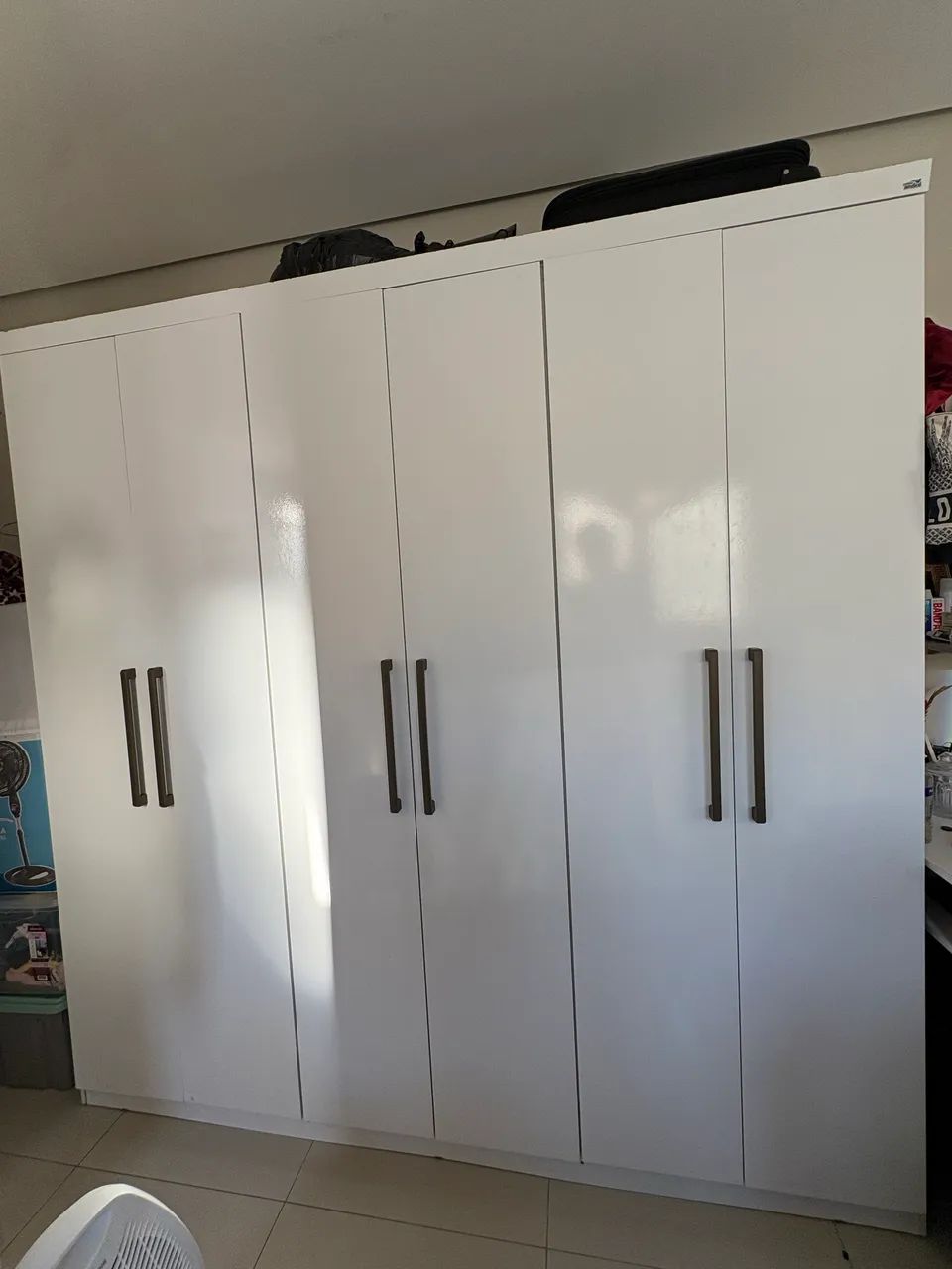 Guarda roupa casal 6 portas 