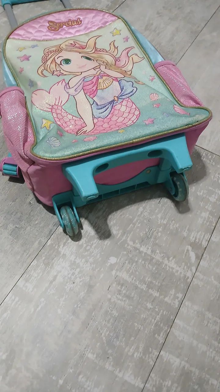 Mochila com rodinhas Sereias  - Foto 5