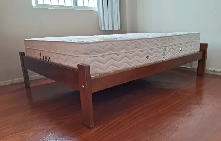 CAMA E COLCHÃO DE CASAL