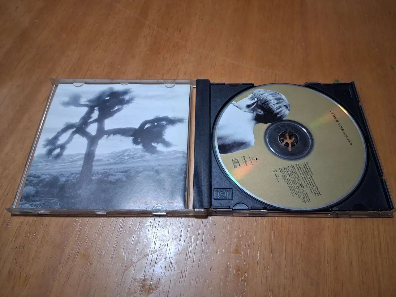 CD U2 The Best of 1980 - 1990 - Foto 2