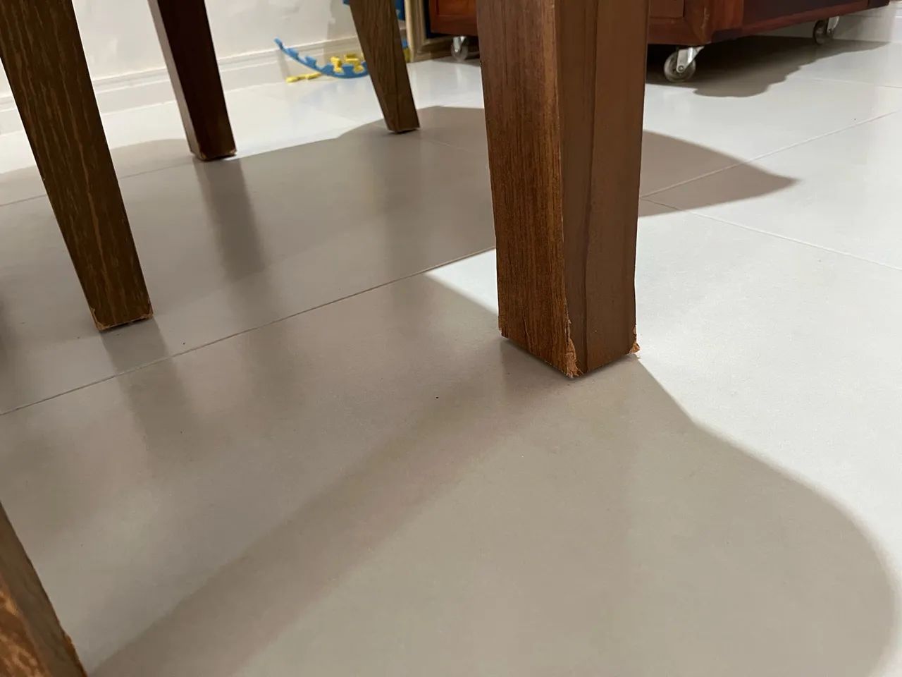 Mesa de vidro com cadeiras  - Foto 5