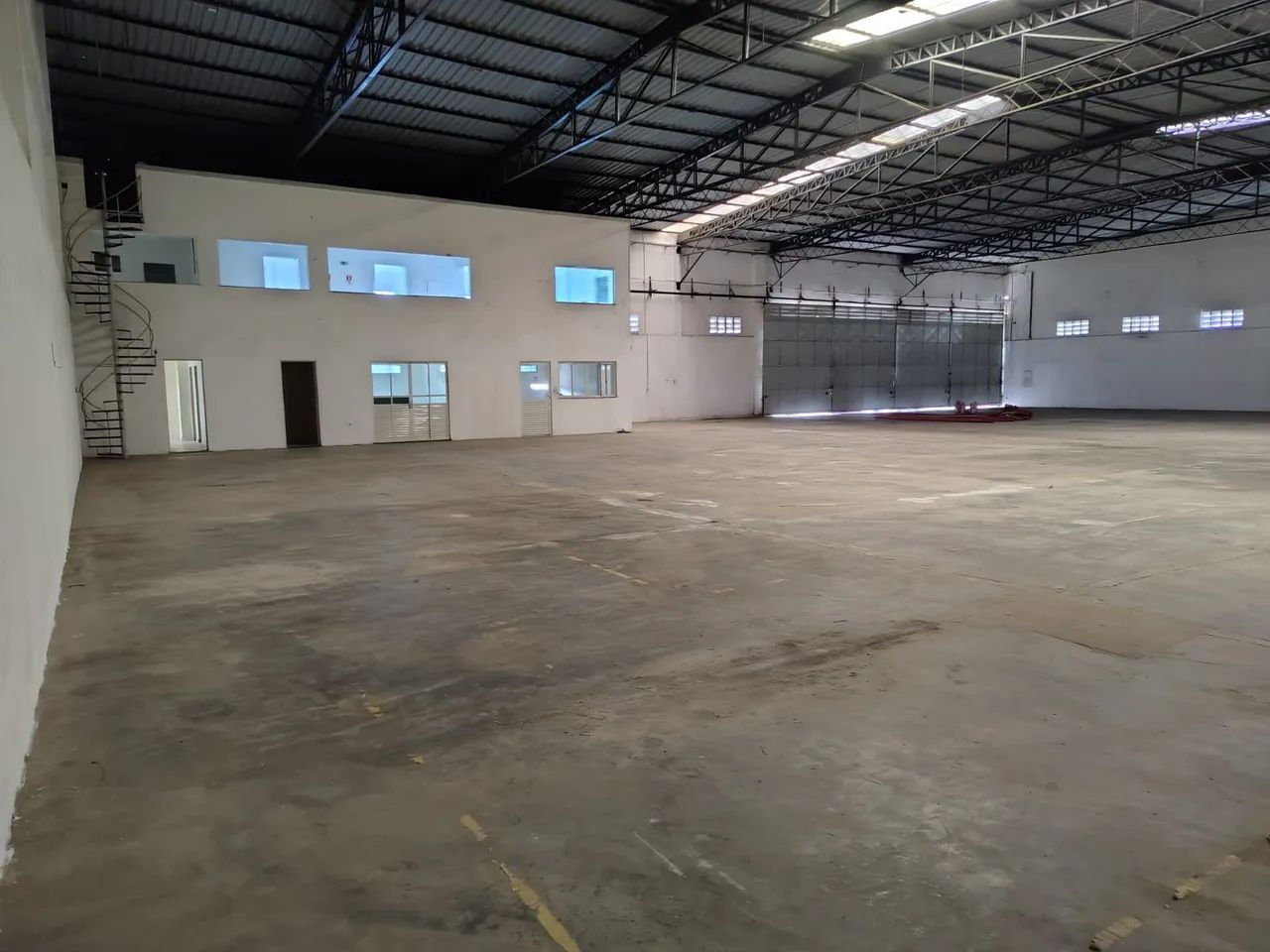 GALPÃO INDUSTRIAL 2.800M² - TORQUATO TAPAJÓS  - Foto 2