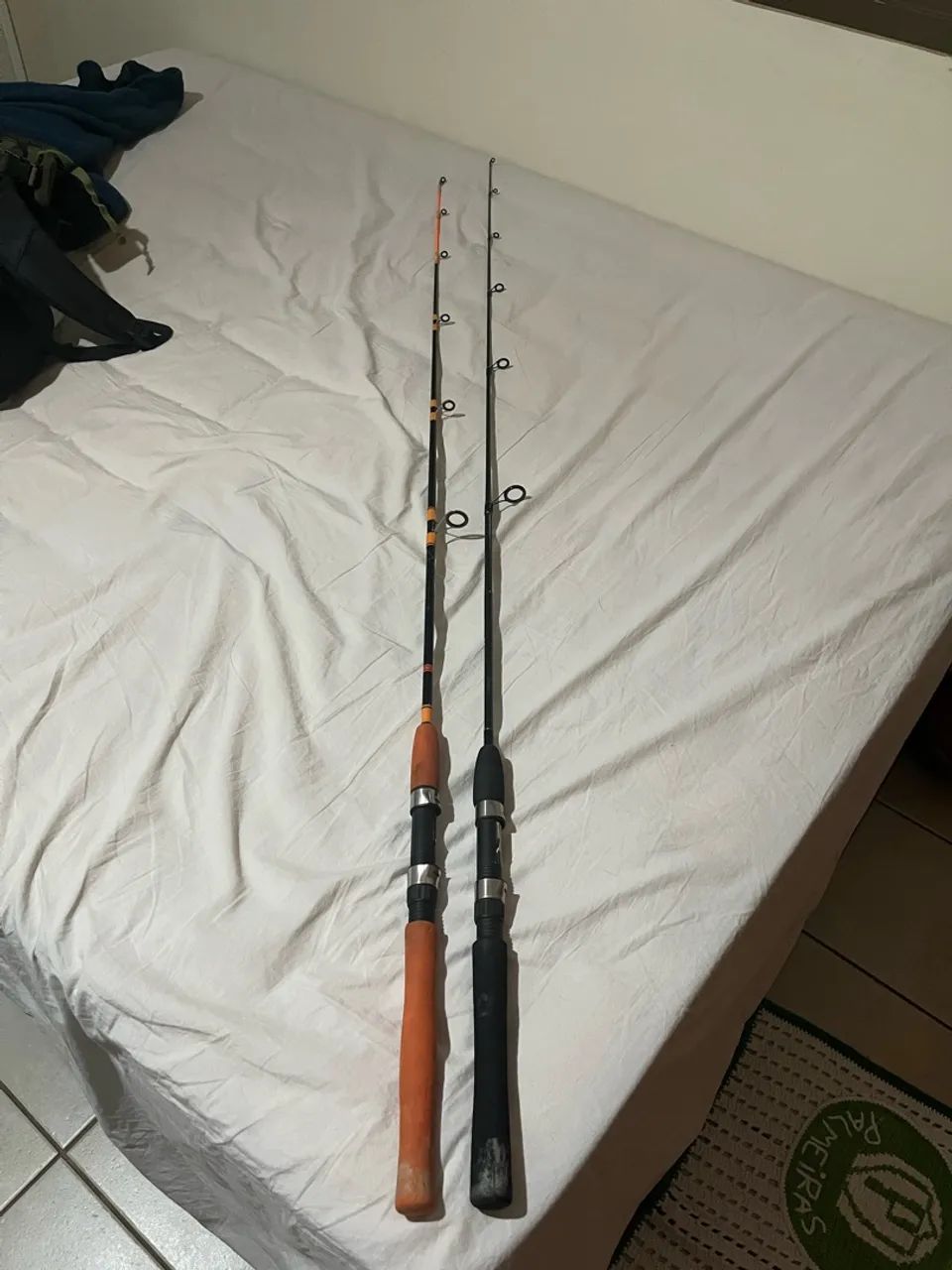 Vendo varas de pesca em ótimo estado 