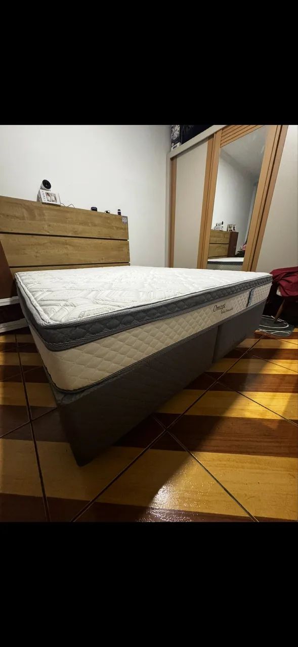 Cama queen 