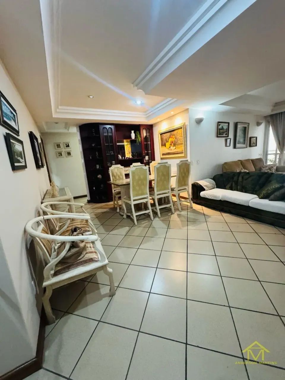 Apartamento Montado em Praia da Costa: 4 Quartos com Suíte com 190 m² - Foto 4