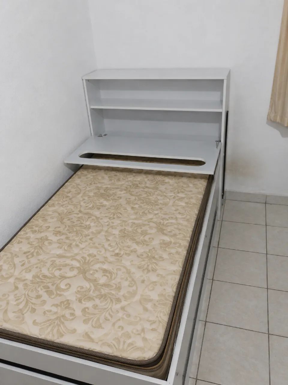Cama Auxiliar de solteiro e cômoda com sapateira e 5 gavetas - Foto 2