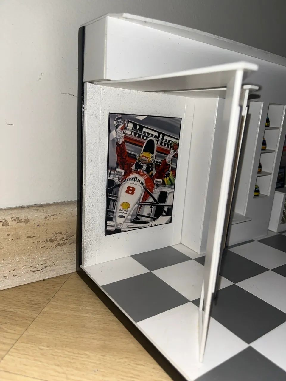 Maquete Ayrton Senna Garagem  - Foto 4