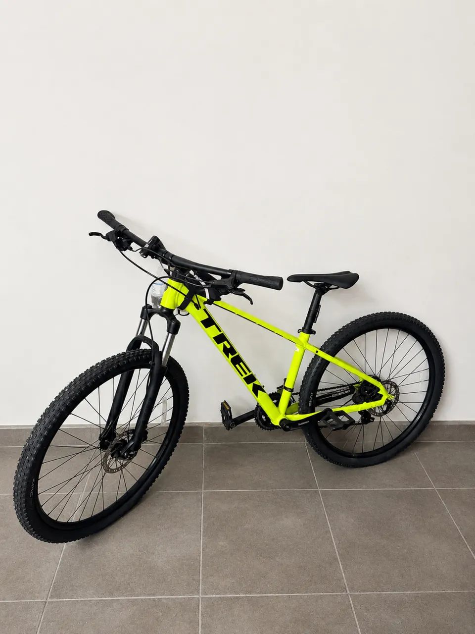 trek bicycle porto alegre Precaliber 24 8-Speed Suspension Nautical Navy  FelixBike A lightweight frame Bicicleta Trek Marlin 7 3G