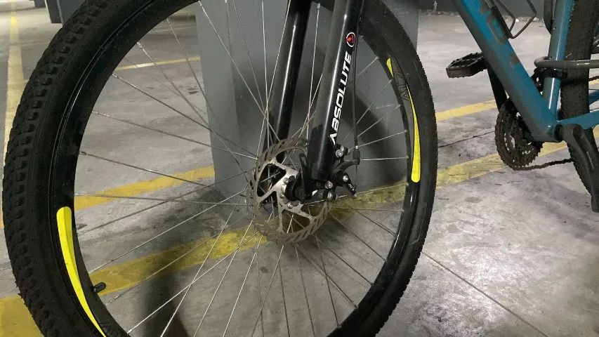 Bicicleta Aro 21 Impecável! - Foto 5