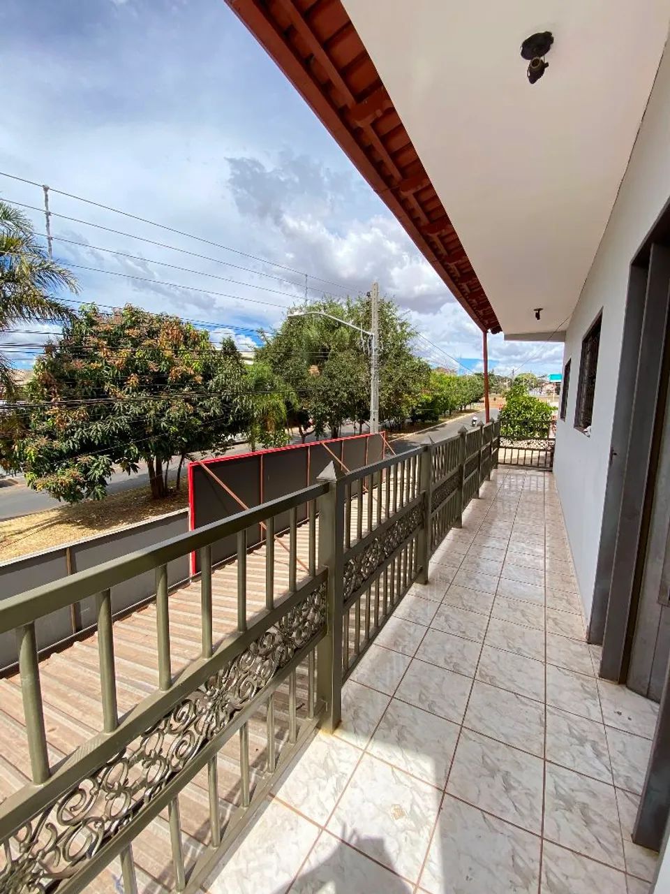 Sobrado na avenida 3 quartos  - Foto 2