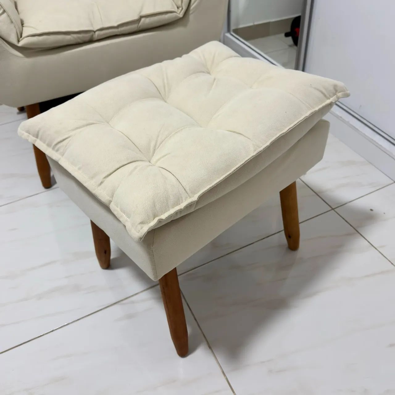 Poltrona de amamentação mais banco - Foto 3