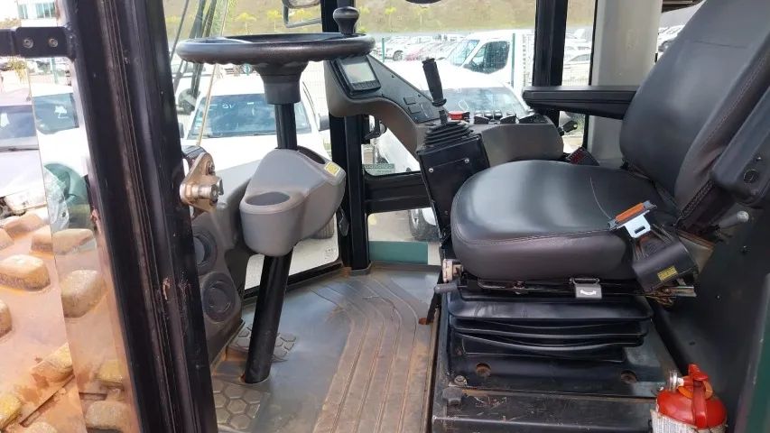 ROLO COMPACTADOR DE PNEU CAT CS54B 10,5T - Foto 5