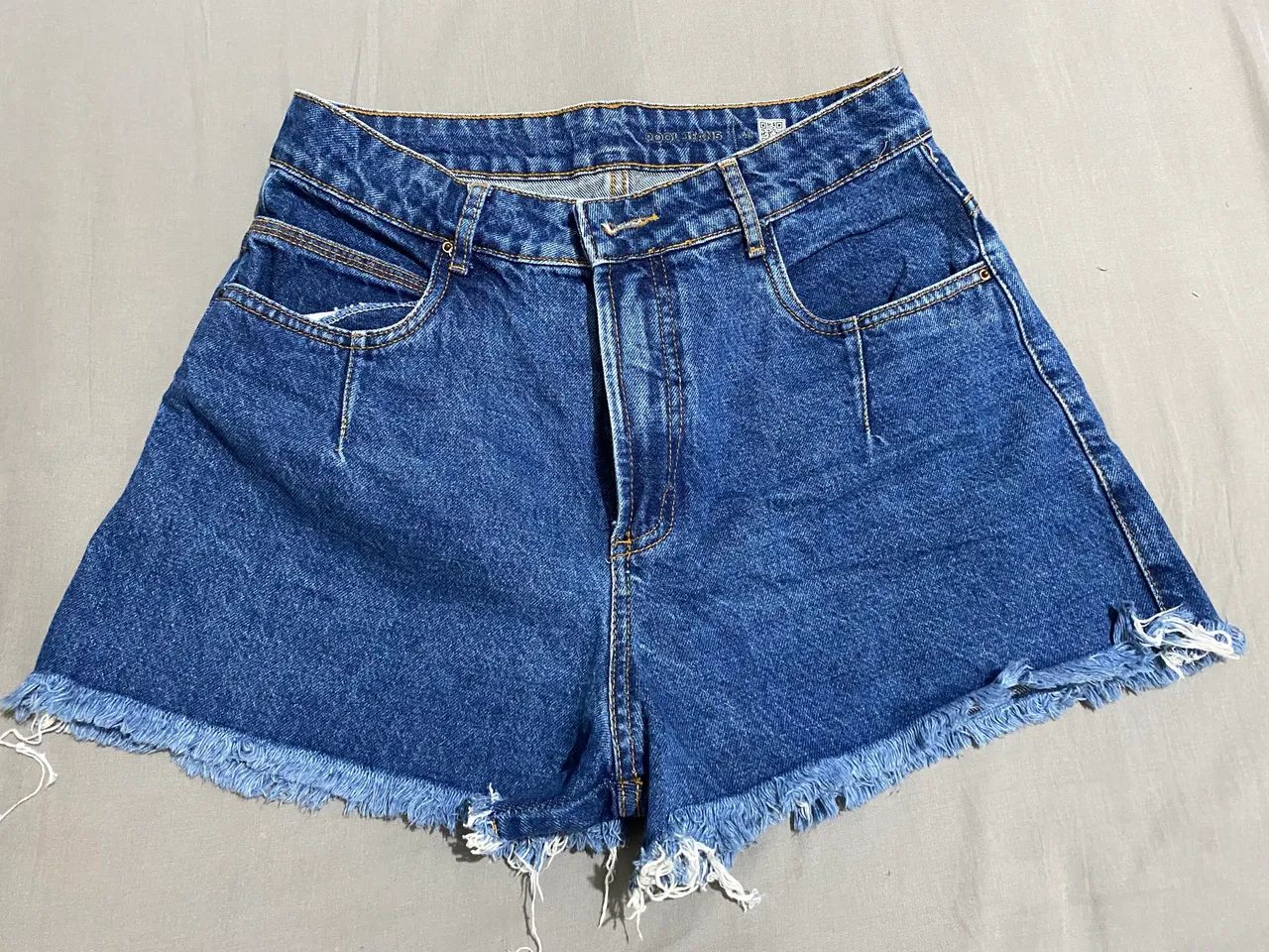 Short jeans feminino 