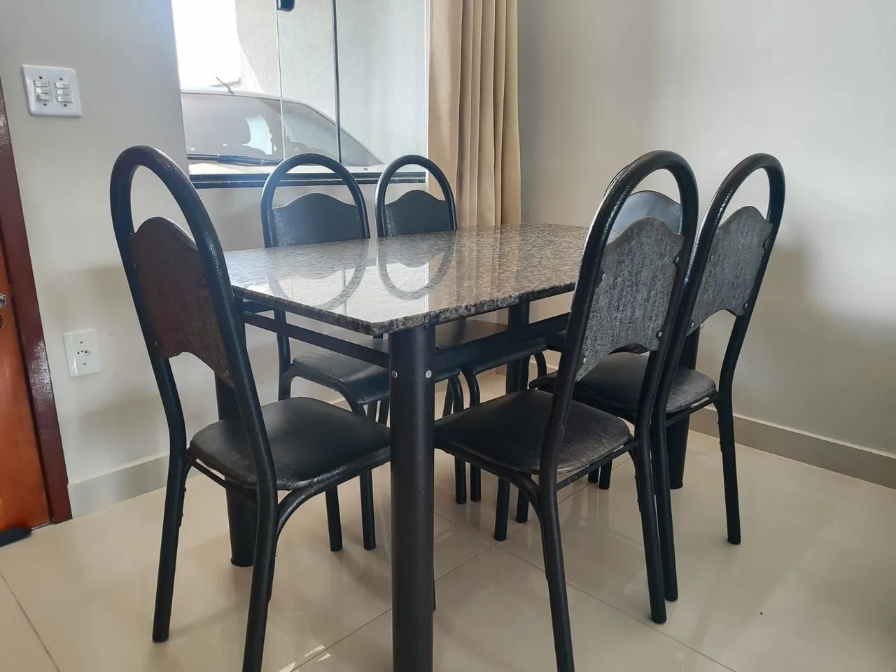 Mesa de granito + 6 cadeiras | Ótimo estado | Entrego - Foto 4