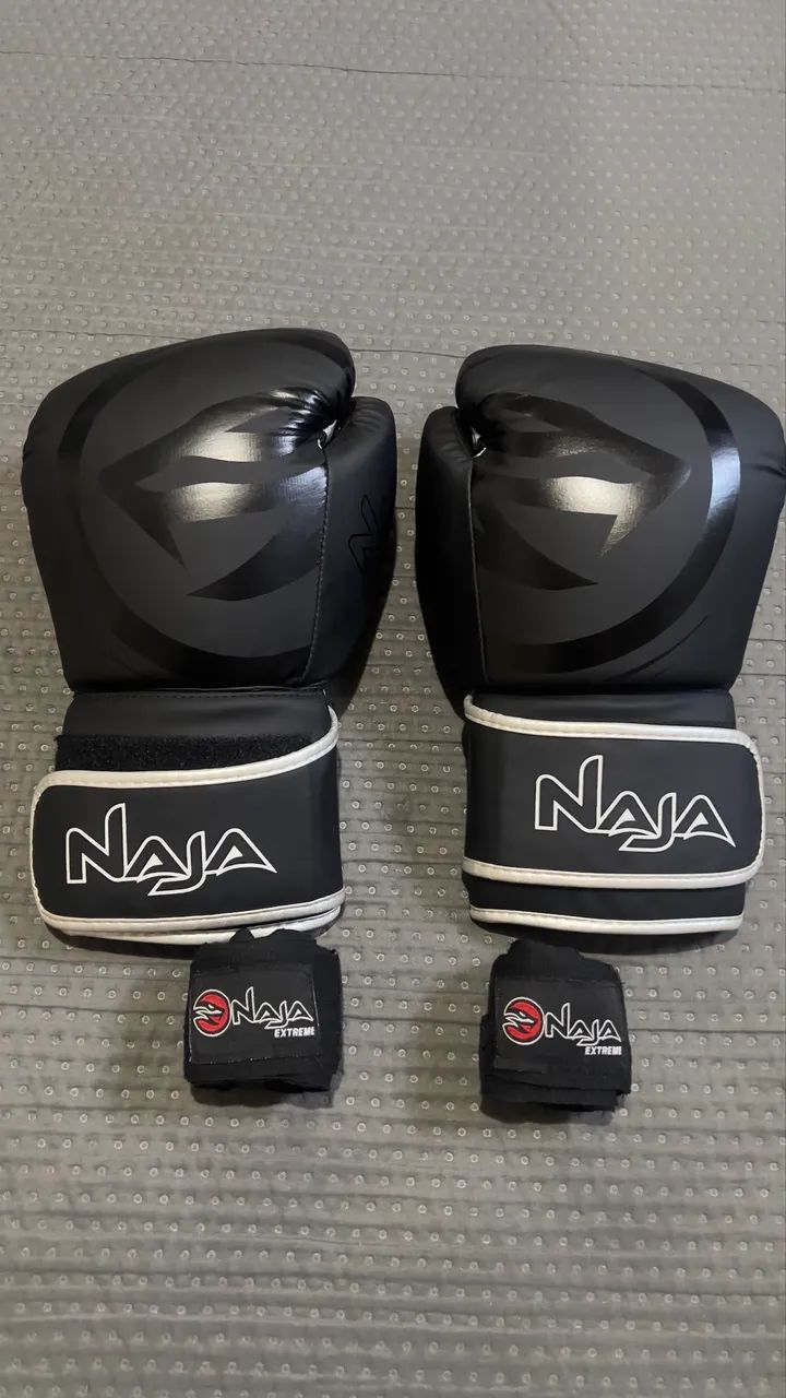 Kit Luva e Bandagem de Muay Thai Naja