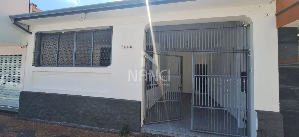 Locação de Casas / Comercial na cidade de Rio Claro